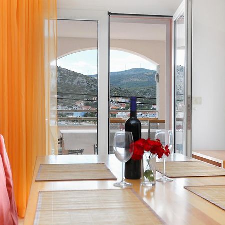 Apartments By The Sea Seget Vranjica, Trogir - 13771 Bilik gambar