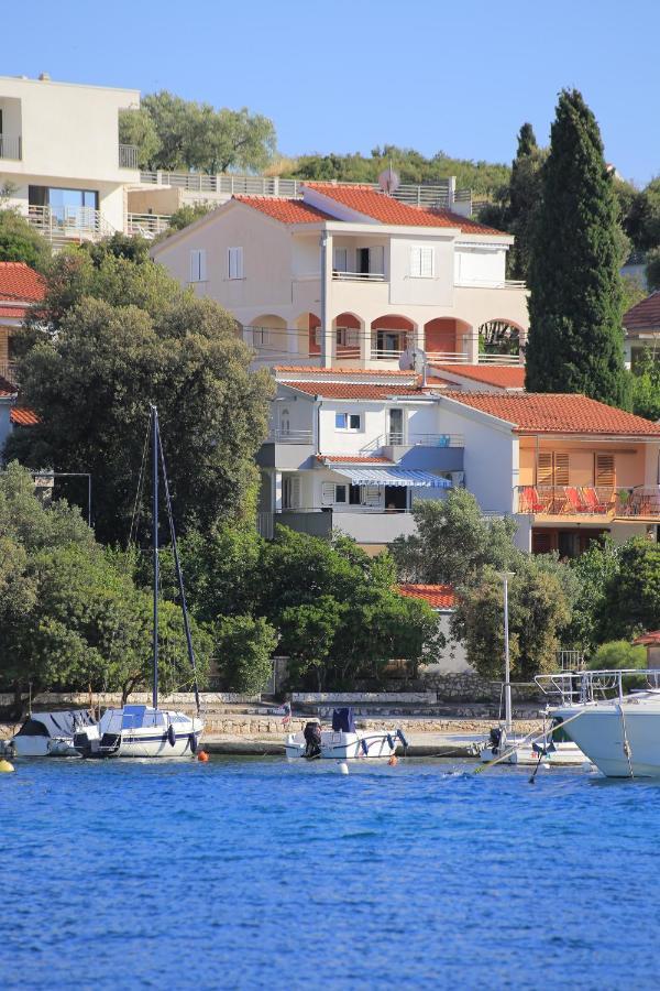 Apartments By The Sea Seget Vranjica, Trogir - 13771 Luaran gambar