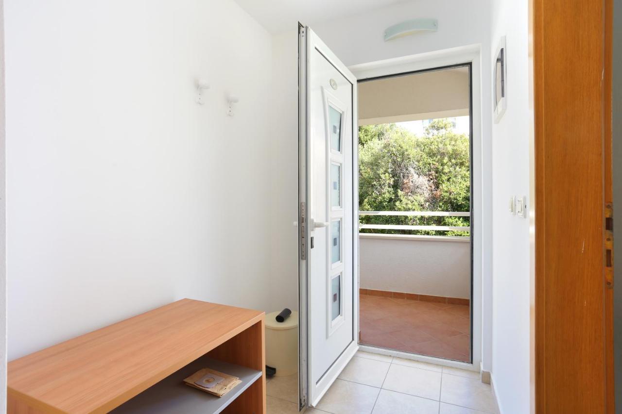 Apartments By The Sea Seget Vranjica, Trogir - 13771 Luaran gambar