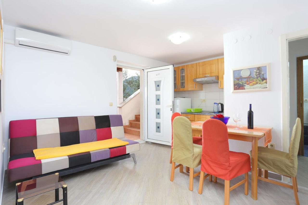Apartments By The Sea Seget Vranjica, Trogir - 13771 Luaran gambar