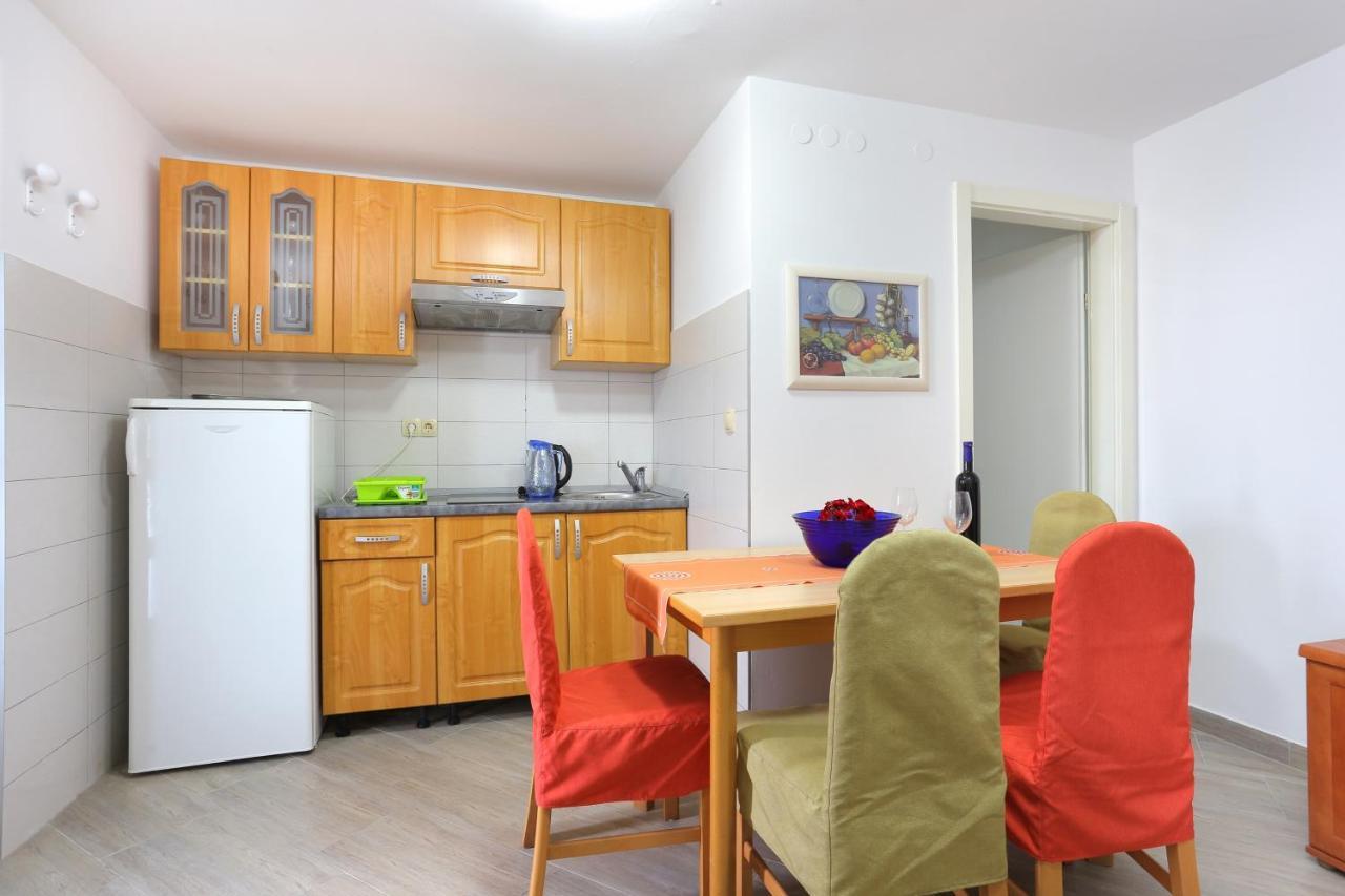 Apartments By The Sea Seget Vranjica, Trogir - 13771 Luaran gambar