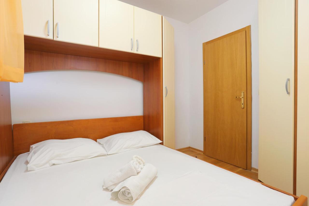 Apartments By The Sea Seget Vranjica, Trogir - 13771 Luaran gambar